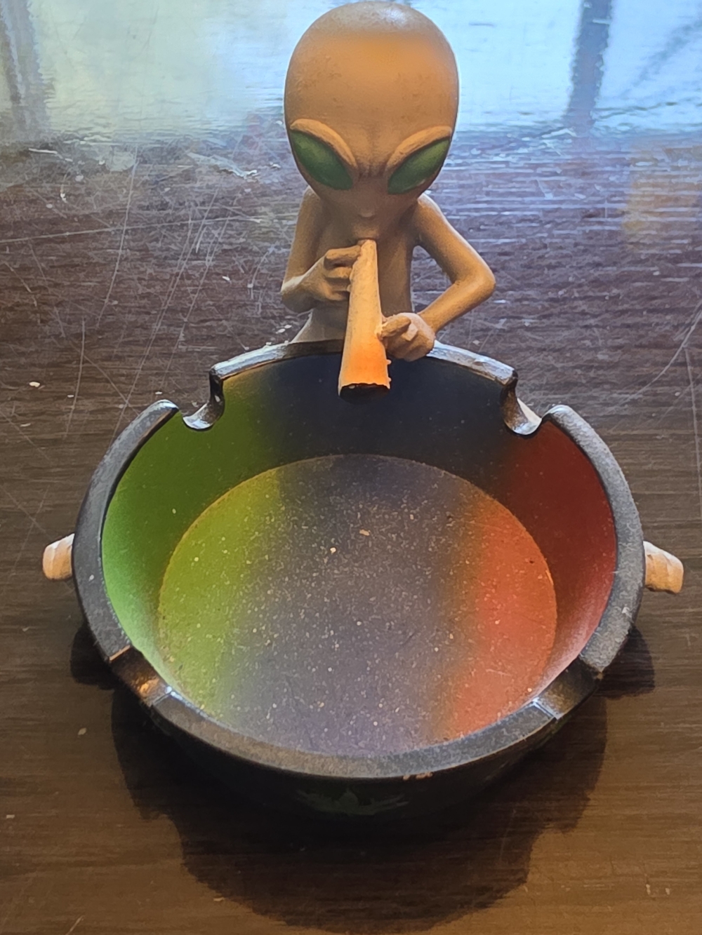 Source Unknown Alien Figurine Ashtray with Green and Orange Accents